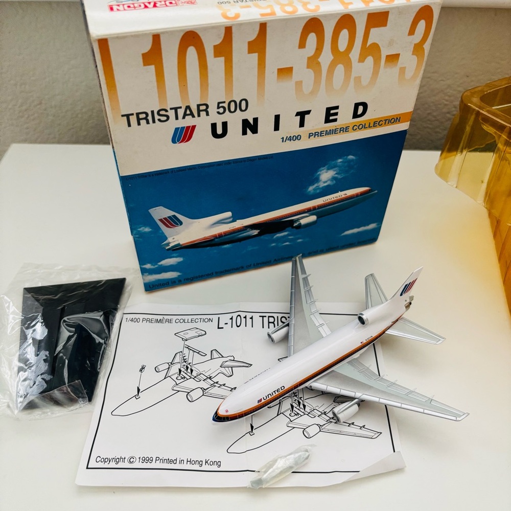 Dragon Wings 55121 1:400 Die Cast United Airlines L1011-385-3 Tristar 500